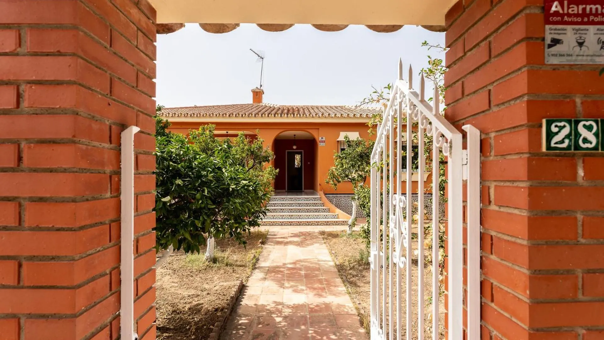 펜션 Malagasuite Cortijo Pinos De Alhaurin 알하우린데라토레 스페인